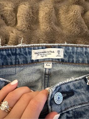 Abercrombie & Fitch Curve Love 90’s Relaxed High Rise Jeans in Light Blue Denim